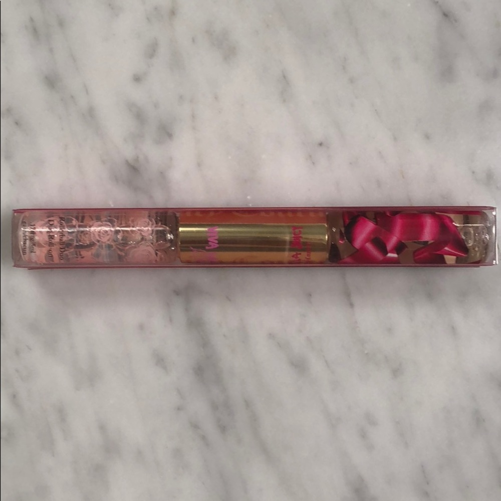 Viva la juicy Juicy Couture & La Fleur Perfume